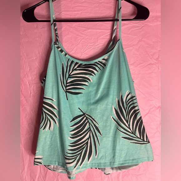 tropical blue medium tank with criss cross back - Picture 1 of 2